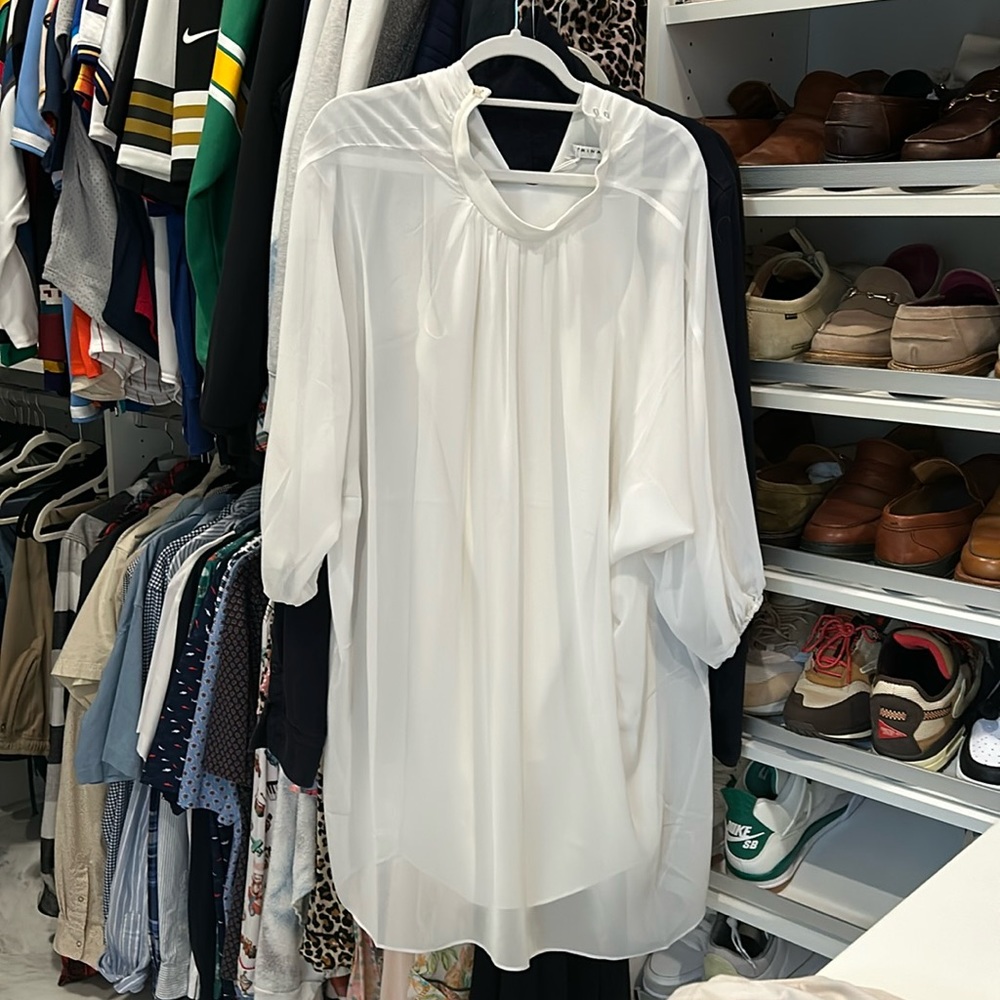 Trina Turk Sz SMALL Women Rhyme Shift Dress Chiffon Cape Lined White $378 NEW